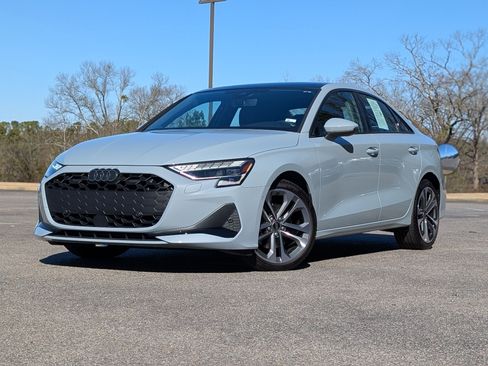 Used 2025 Audi A3 2.0T Premium w/ Black Optic Package image 4