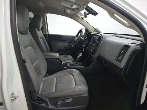 Used 2022 Chevrolet Colorado W/T w/ WT Convenience Package RWD image 13
