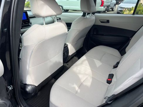 Certified 2023 Toyota Corolla Cross LE image 11