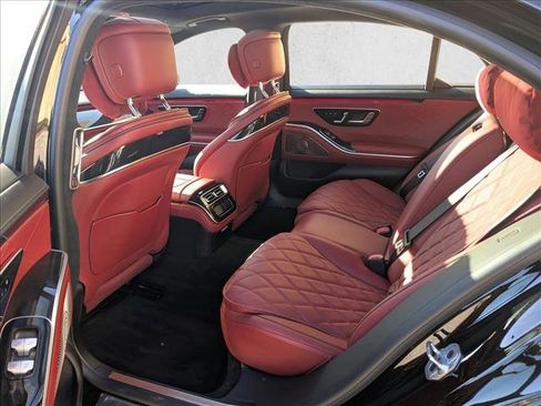 New 2026 Mercedes-Benz S 580 4MATIC Sedan image 17