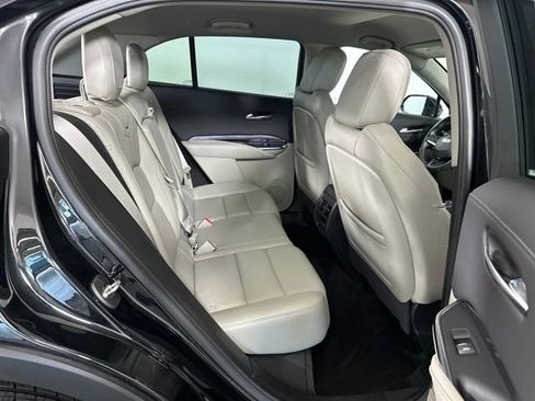 Used 2022 Cadillac XT4 Luxury image 28