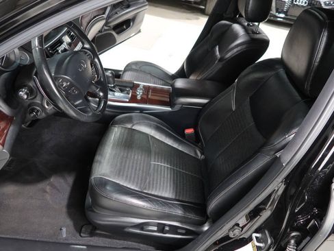Used 2015 INFINITI Q70 3.7 w/ Sport Package RWD image 19