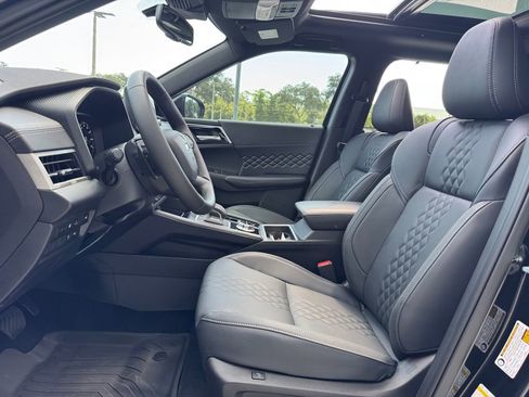 New 2025 Mitsubishi Outlander SEL Black Edition image 14