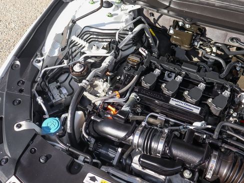 Used 2019 Honda Accord LX image 11