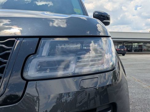 Used 2019 Land Rover Range Rover Supercharged AWD/4WD image 10