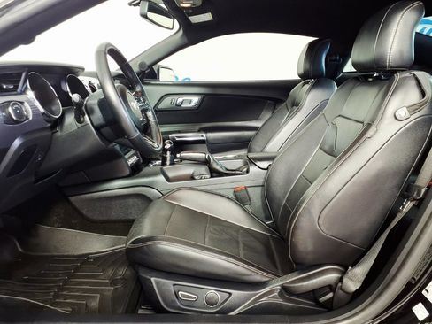 Used 2016 Ford Mustang GT w/ GT Performance Package RWD image 8