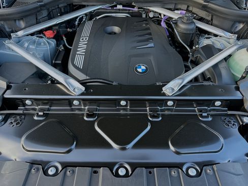 New 2026 BMW X5 sDrive40i w/ M Sport Package RWD image 24
