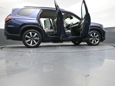 Certified 2024 Honda Pilot Elite image 50
