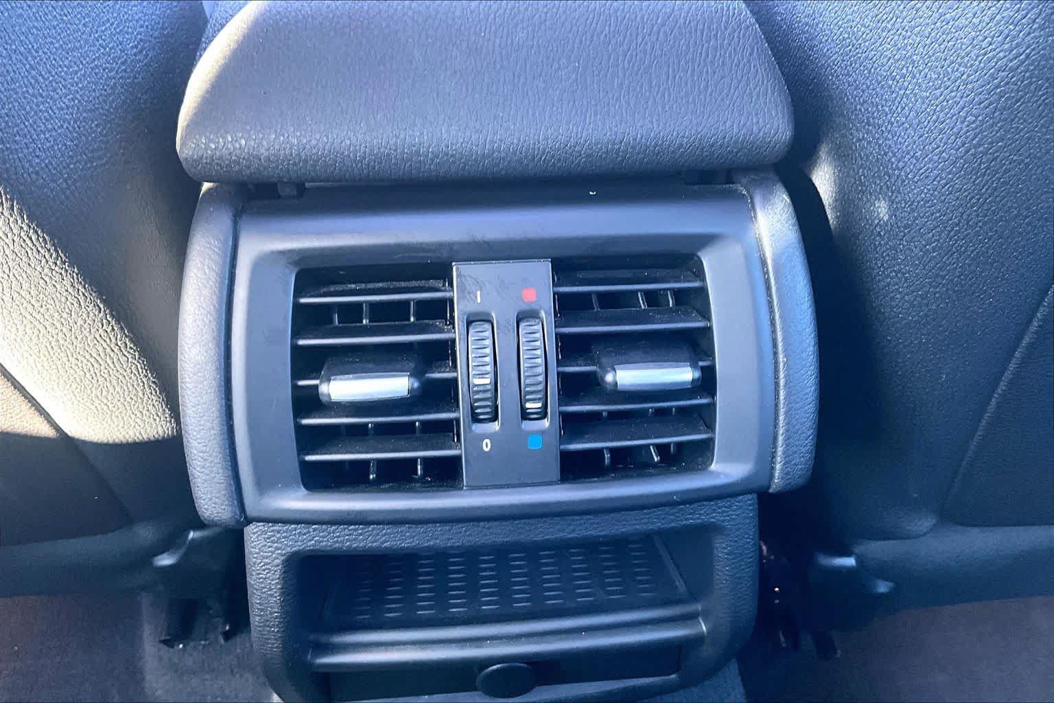 Used 2017 BMW X3 sDrive28i RWD image 37