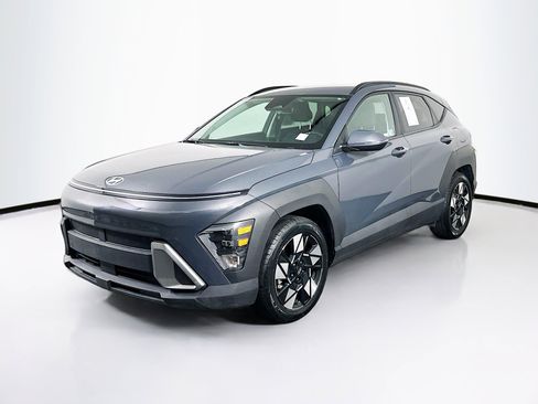 Used 2024 Hyundai Kona SEL FWD image 3
