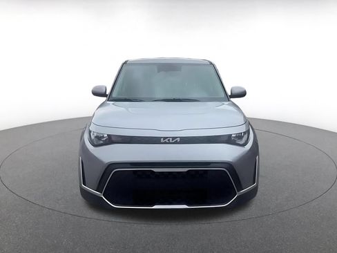 Used 2025 Kia Soul LX w/ LX Technology Package FWD image 5