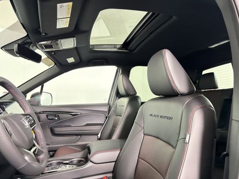 New 2026 Honda Ridgeline Black Edition image 14