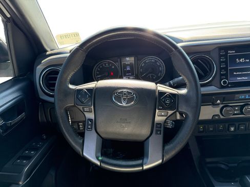 Used 2021 Toyota Tacoma TRD Sport w/ Technology Package RWD image 11