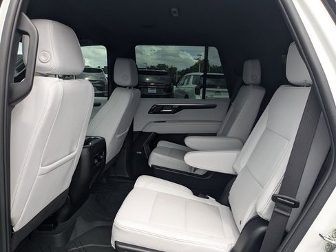 Certified 2025 Chevrolet Tahoe Premier image 13