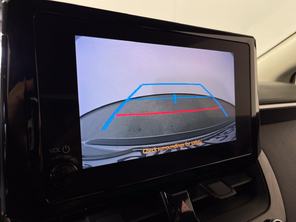 Used 2024 Toyota Corolla LE FWD image 21