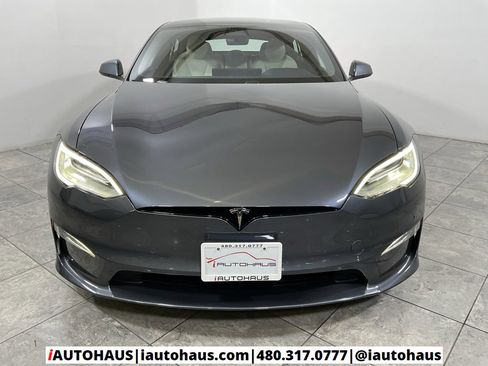 Used 2021 Tesla Model S Plaid image 3