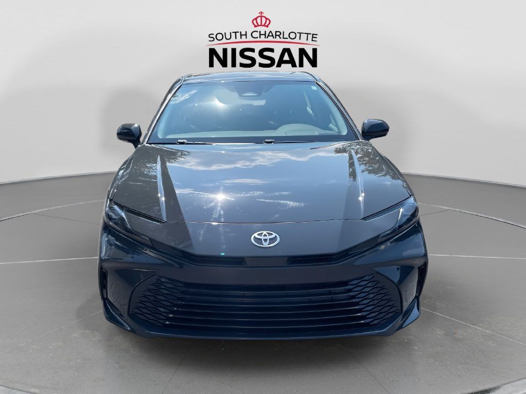 Used 2025 Toyota Camry LE FWD image 2
