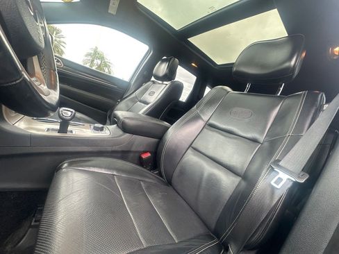 Used 2015 Jeep Grand Cherokee Overland w/ Advanced Technology Group image 22