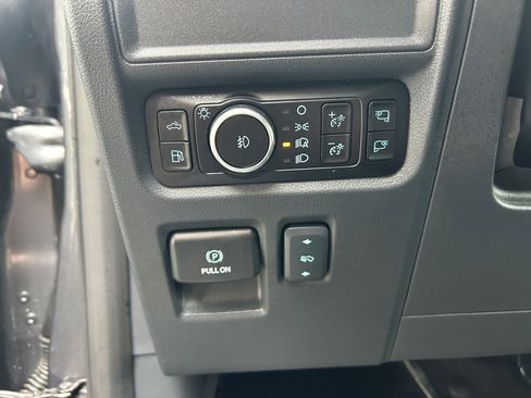 Used 2025 Ford F150 Platinum w/ Equipment Group 702A High AWD/4WD image 19