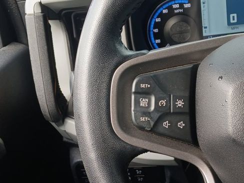 Used 2023 Ford Bronco Badlands AWD/4WD image 9