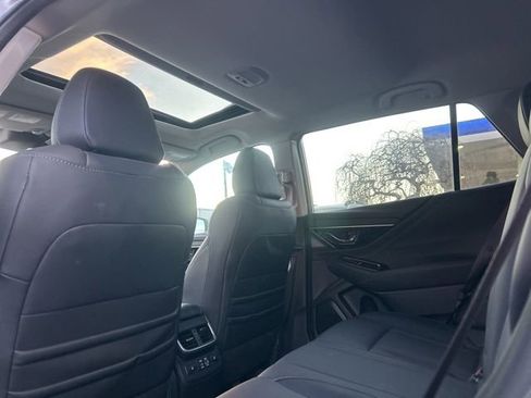Used 2023 Subaru Outback Limited image 12