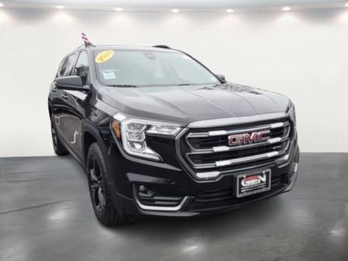 Certified 2022 GMC Terrain AT4 w/ LPO, Floor Liner Package image 1