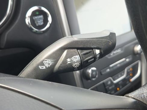 Used 2020 Ford Fusion SE FWD image 38