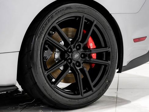 Used 2021 Ford Mustang Shelby GT500 w/ Technology Package image 49