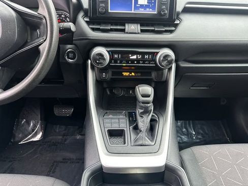 Used 2019 Toyota RAV4 XLE image 24
