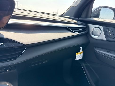 New 2026 Buick Enclave Avenir w/ Super Cruise Package image 27