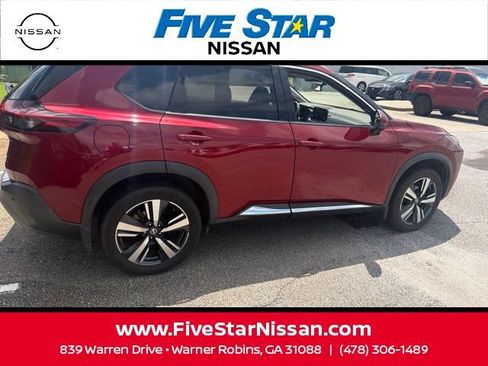 Used 2021 Nissan Rogue SL w/ Premium Package FWD image 8