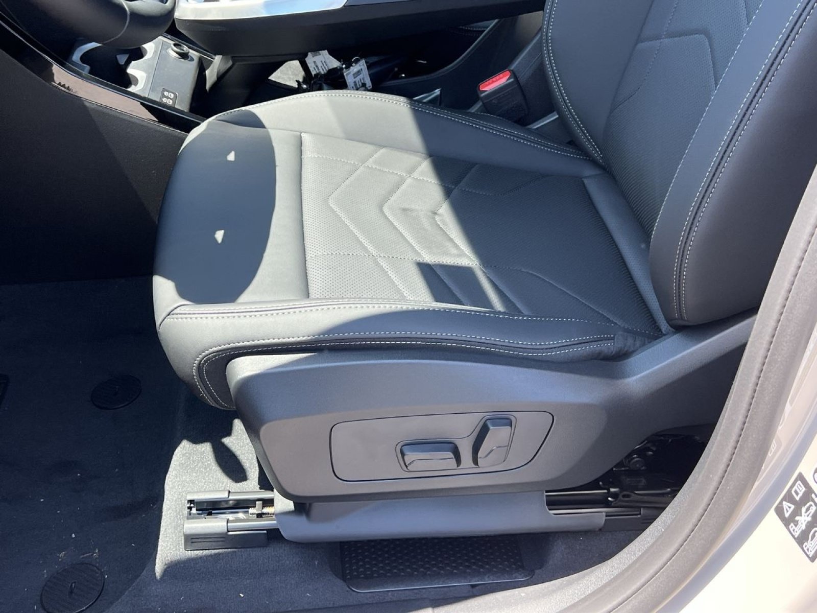 New 2026 BMW X1 xDrive28i w/ Convenience Package AWD/4WD image 11