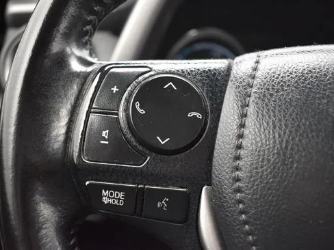 Used 2017 Toyota RAV4 XLE AWD/4WD image 24
