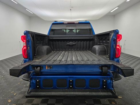 Used 2022 Chevrolet Silverado 1500 LTZ w/ LTZ Premium Package image 15
