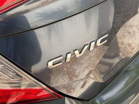 Used 2019 Honda Civic LX image 7
