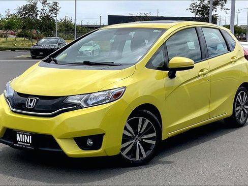 Used 2015 Honda Fit EX image 2