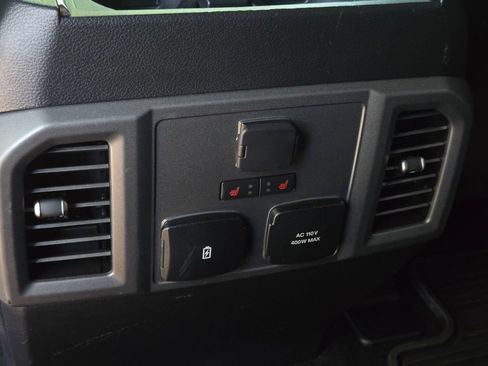 Used 2019 Ford F150 Raptor w/ Equipment Group 802A Luxury image 17