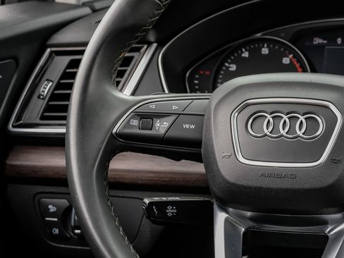 Used 2022 Audi Q5 2.0T Premium image 24