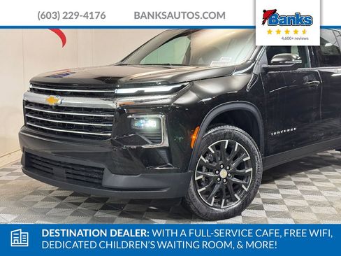 New 2026 Chevrolet Traverse LT w/ Sun and Wheel Package AWD/4WD image 3