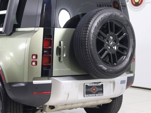 Used 2023 Land Rover Defender 110 S image 26