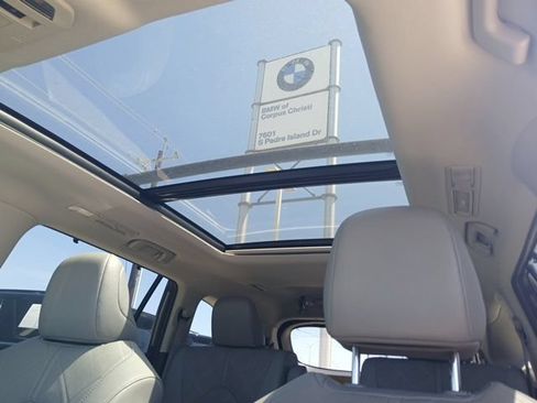 Used 2020 Toyota Highlander Platinum AWD/4WD image 28