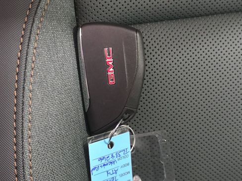 New 2026 GMC Terrain AT4 w/ LPO, Floor Liner Package AWD/4WD image 36