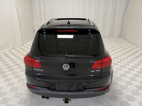 Used 2014 Volkswagen Tiguan S image 10