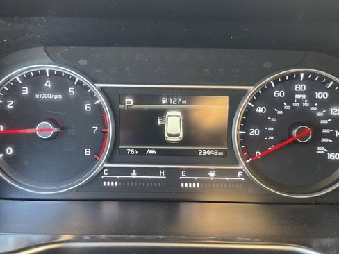 Used 2023 Kia Sorento LX image 26