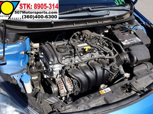 Used 2017 Hyundai Elantra GT image 22