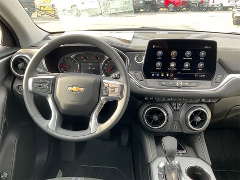New 2026 Chevrolet Blazer LT w/ Convenience Package image 17