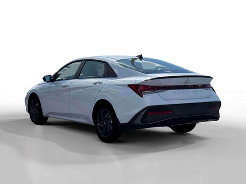 New 2026 Hyundai Elantra Sport FWD image 5