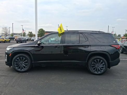 Used 2023 Chevrolet Traverse RS w/ LPO, Floor Liner Package AWD/4WD image 10
