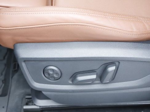 Used 2025 Audi Q5 2.0T Premium Plus w/ Premium Plus Package image 15