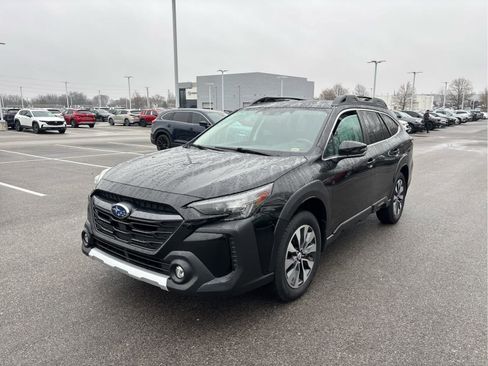 Used 2023 Subaru Outback Limited image 2